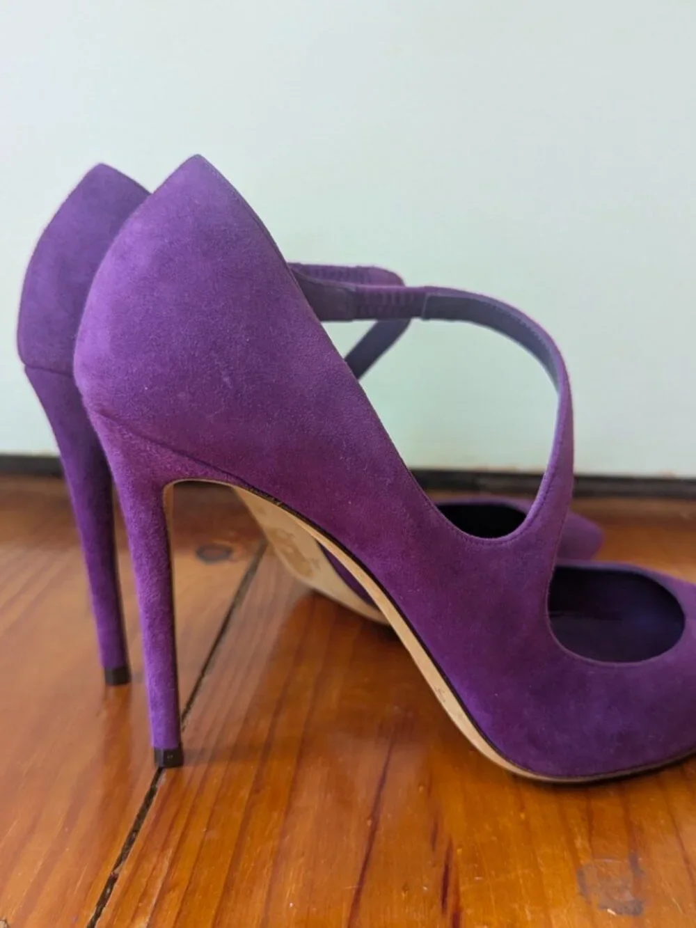 Jimmy Choo Purple Suede Heels - Picture 7 of 8